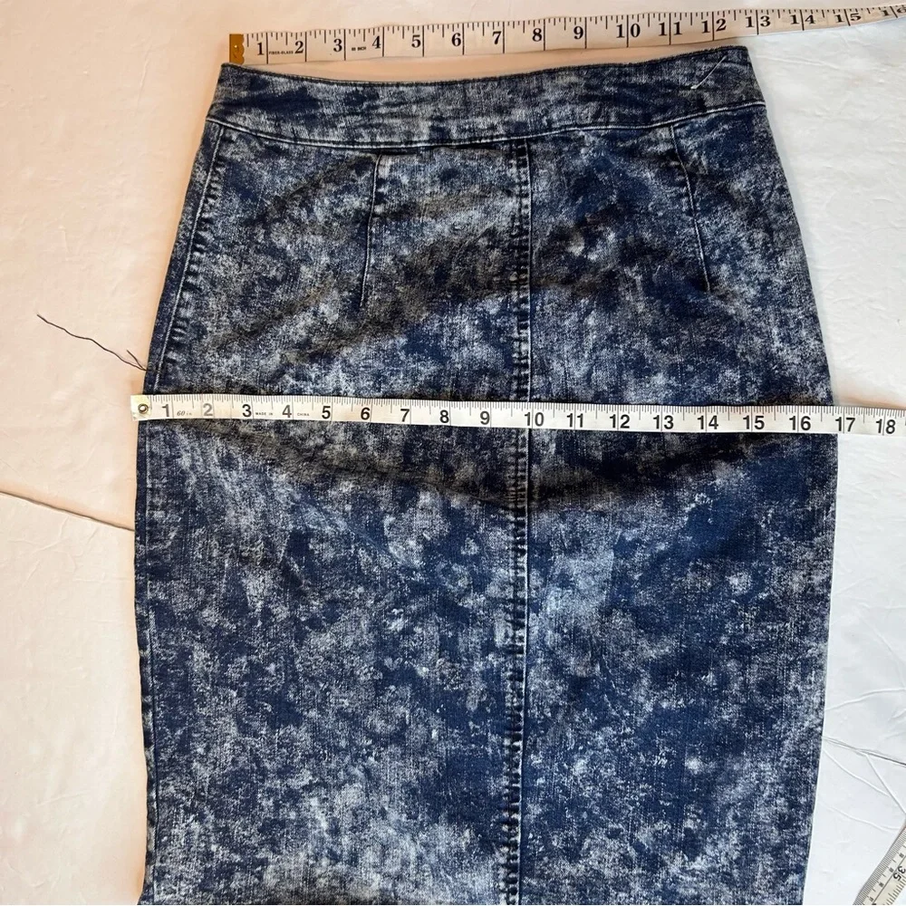 Special A Women’s Blue Denim Pencil Skirt Size S Dyed-Blue White Acid-Washed